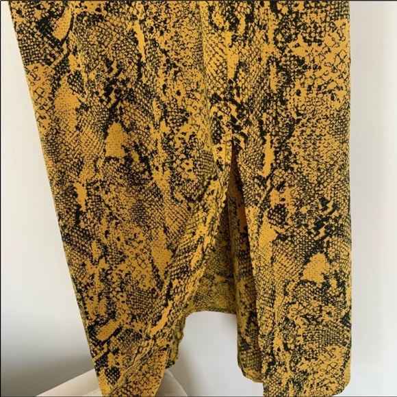 New Evereve sanctuary gold and black snakeskin midi sundress - Picture 4 of 14